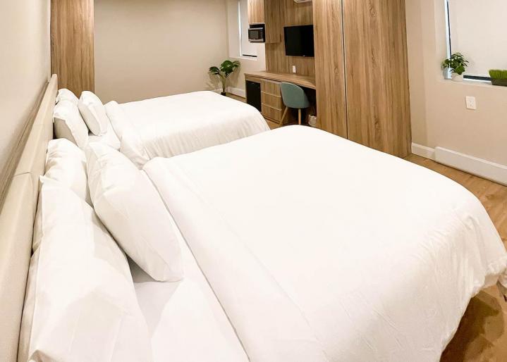 Hotel rooms at the best prices Downtown Montreal